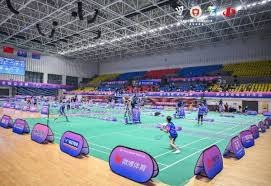 阿根廷队2026年世界杯球衣：经典蓝白条纹+黑色三道杠配饰